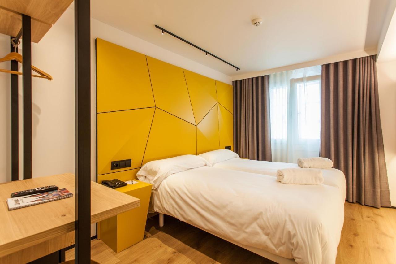 Hotel Plaza Obradoiro By Bossh! Hotels Santiago de Compostela Exteriör bild